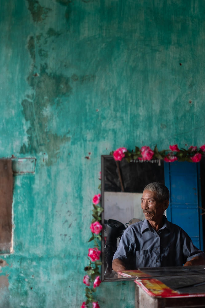 Barber Shop in Vietnam