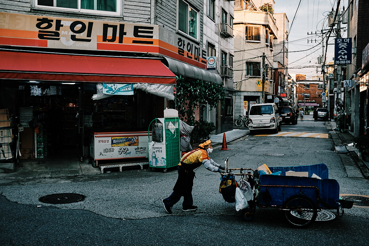 Seoul Street Photography - Garbage Collectors